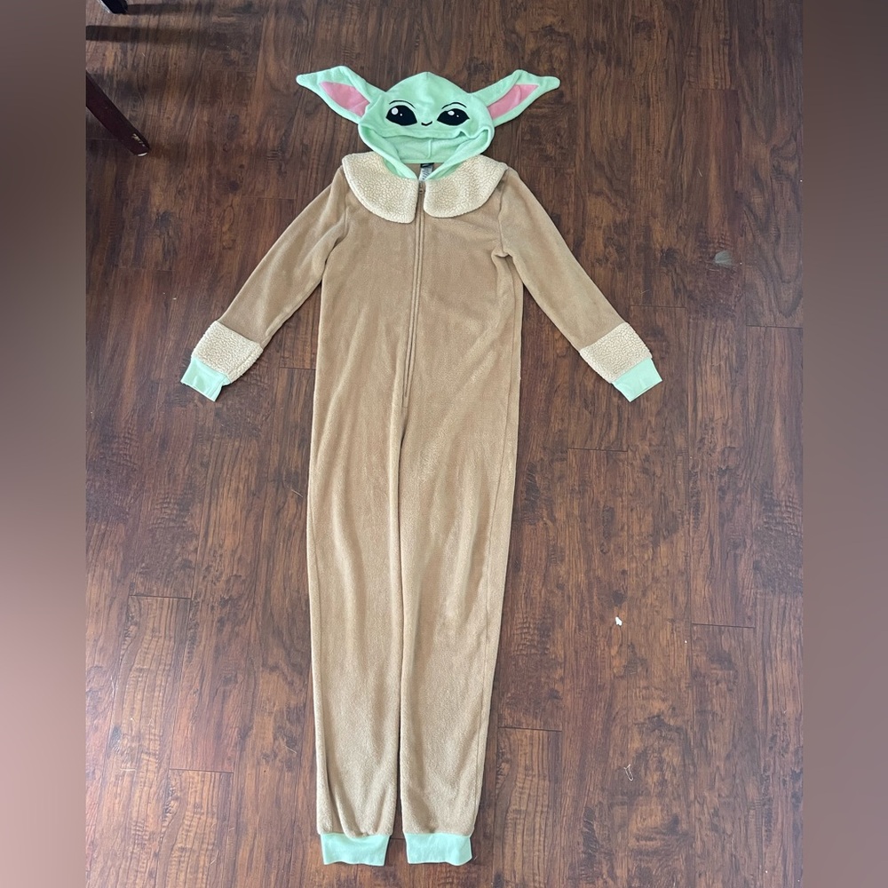 Star Wars baby Yoda adult one piece pajamas size small